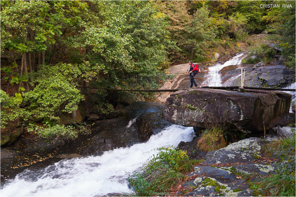 Acquafraggia - Anello tra Savogno e Dasile: attraversamento