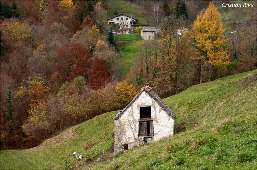 Anello della Valle Asinina - Baita in prossimita' di Ca' Corviglio