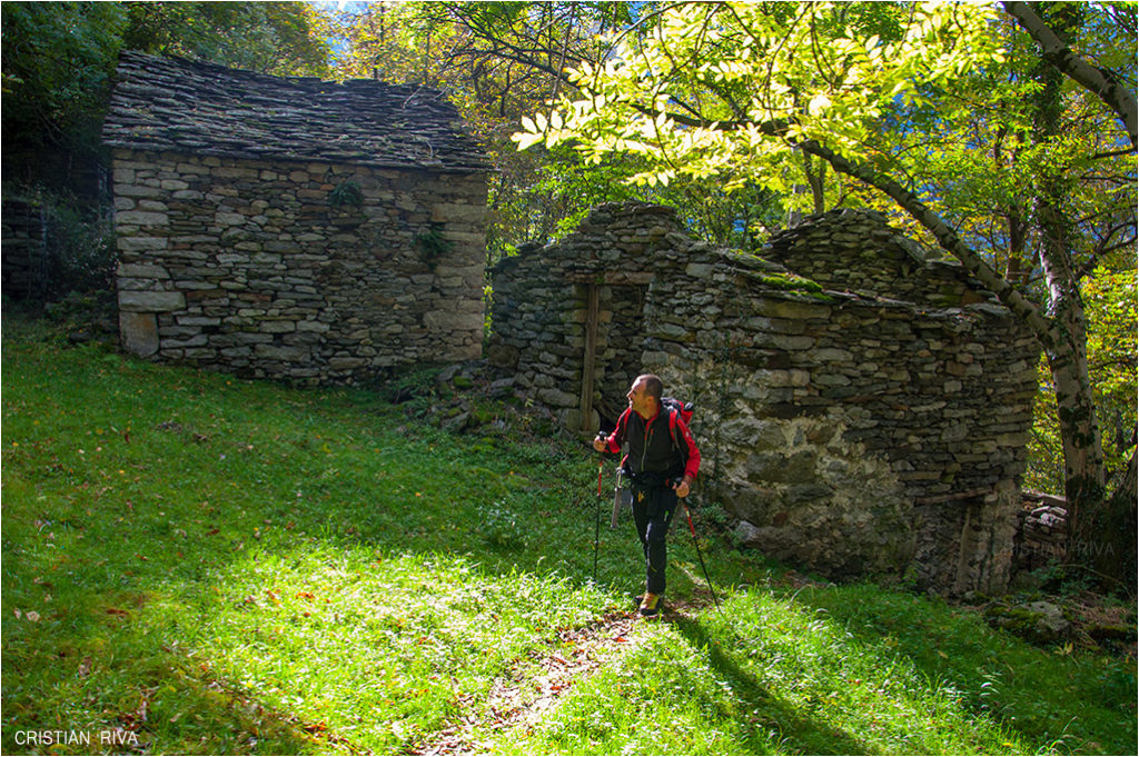 Acquafraggia - Anello tra Savogno e Dasile: borgo abbandonato