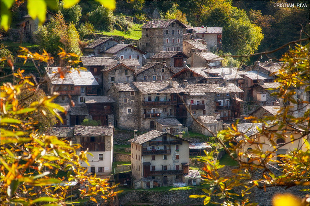 Acquafraggia - Anello tra Savogno e Dasile: Savogno