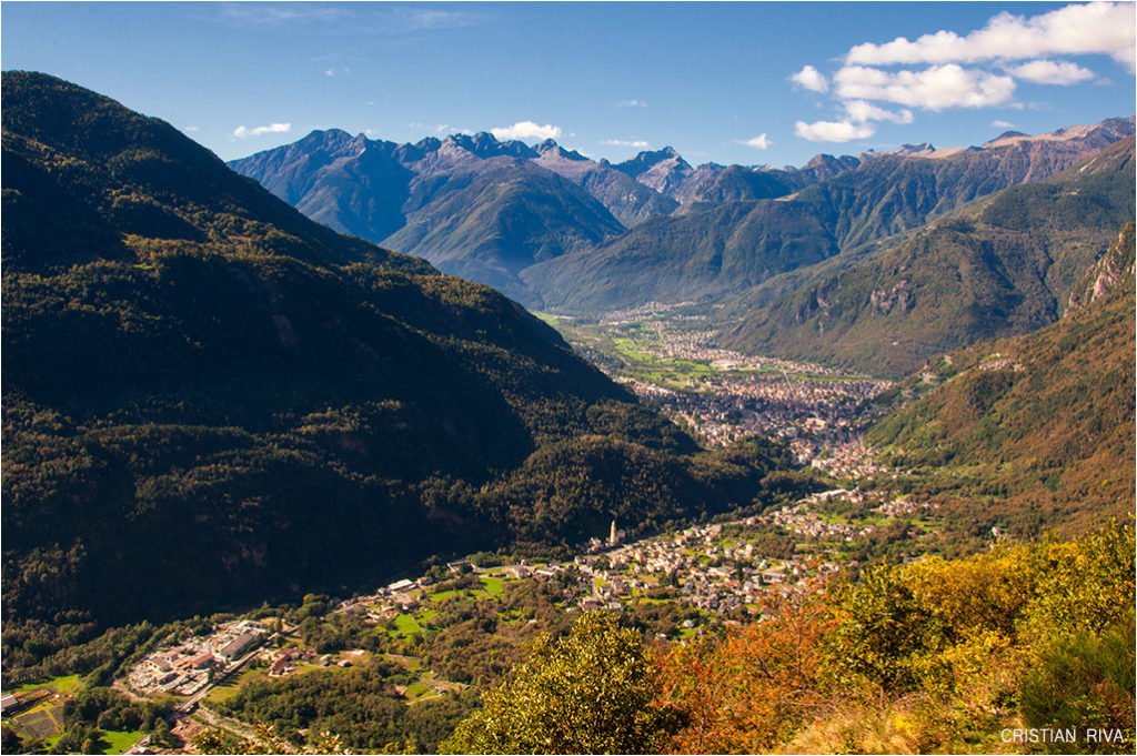 Acquafraggia - Anello tra Savogno e Dasile: panorama sulla Val bregaglia