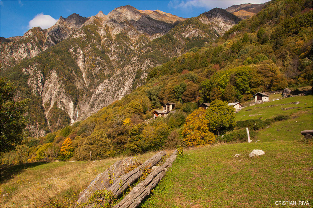 Acquafraggia - Anello tra Savogno e Dasile: il borgo di Dasile