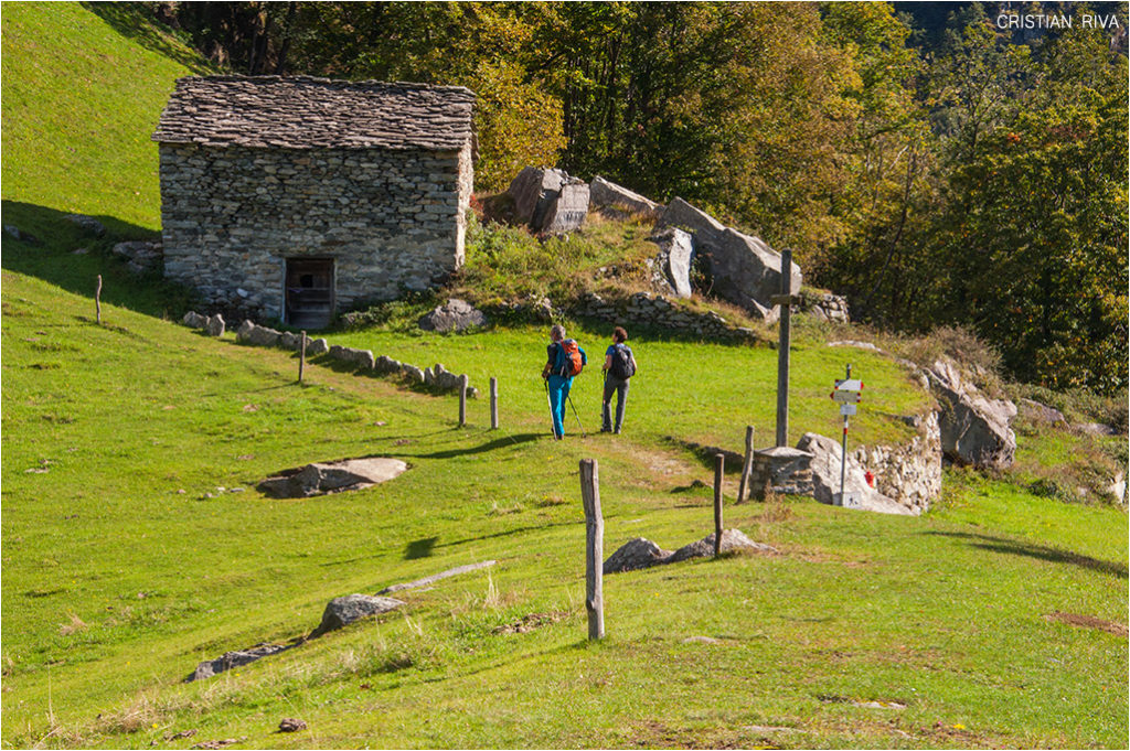 Acquafraggia - Anello tra Savogno e Dasile: il borgo di Dasile