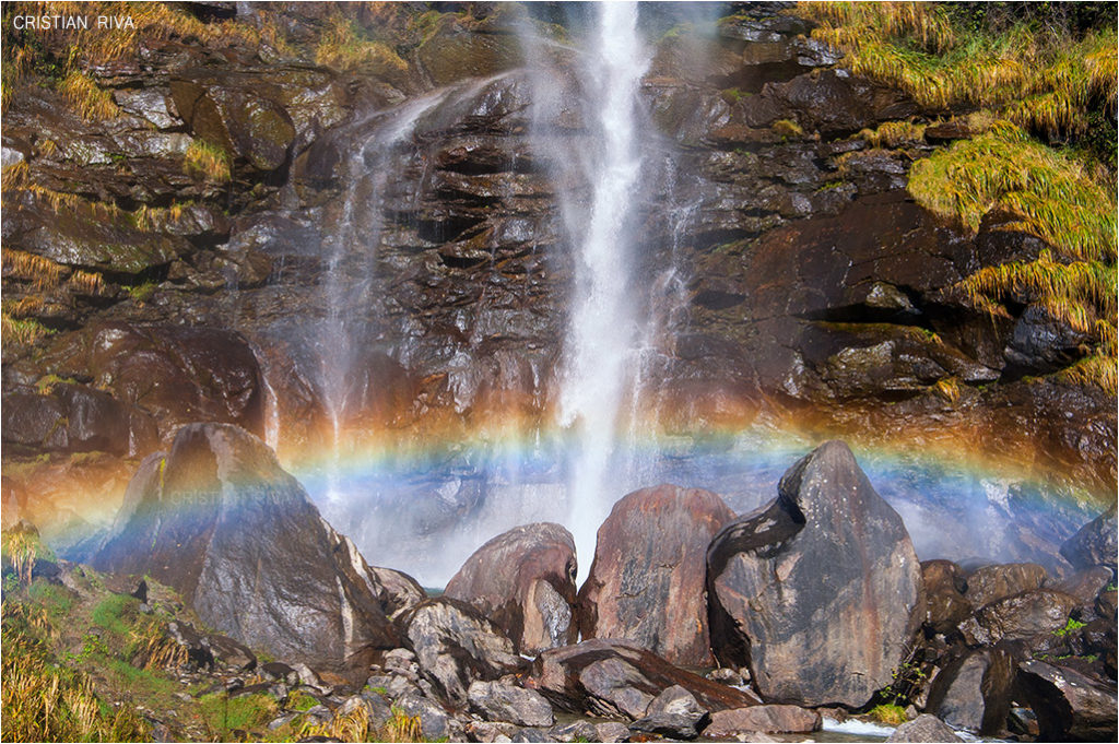 Acquafraggia - Anello tra Savogno e Dasile: la cascata dell'Acquafraggia