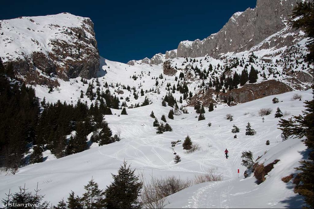 Ciaspolata alla Grotta dei Pagani: la Valle dell'Ombra