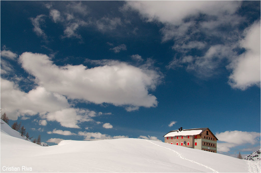 Ciaspolata ai Laghi Gemelli: rifugio Laghi Gemelli