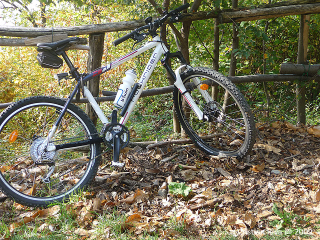 Canto Alto in mountain bike